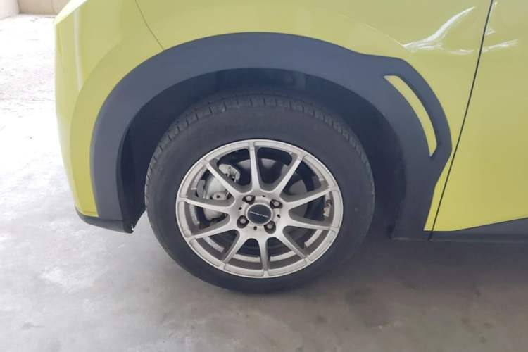 Used BYD Seagull 2023 Active Version Left Front Wheel Hub
