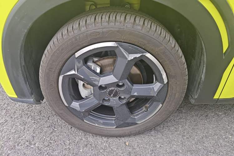 Used BYD Seagull 2023 Free Edition Left Front Wheel Hub