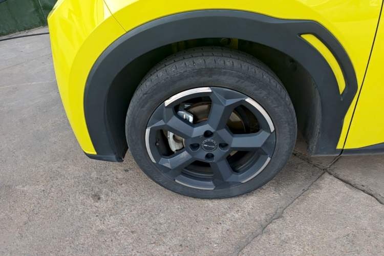 Used BYD Seagull 2023 Flying Edition Left Front Wheel Hub