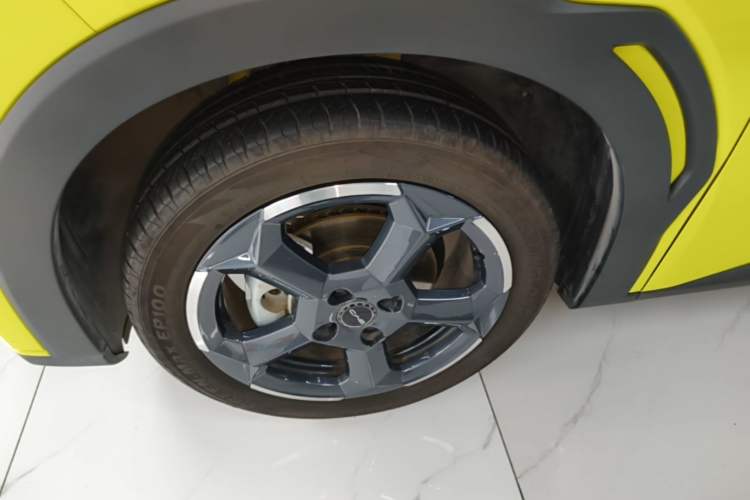 Used BYD Seagull 2023 Free Edition Left Front Wheel Hub