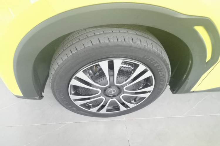 Used BYD Seagull 2023 Active Version Left Front Wheel Hub