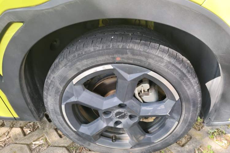 Used BYD Seagull 2023 Free Edition Right Front Wheel Hub
