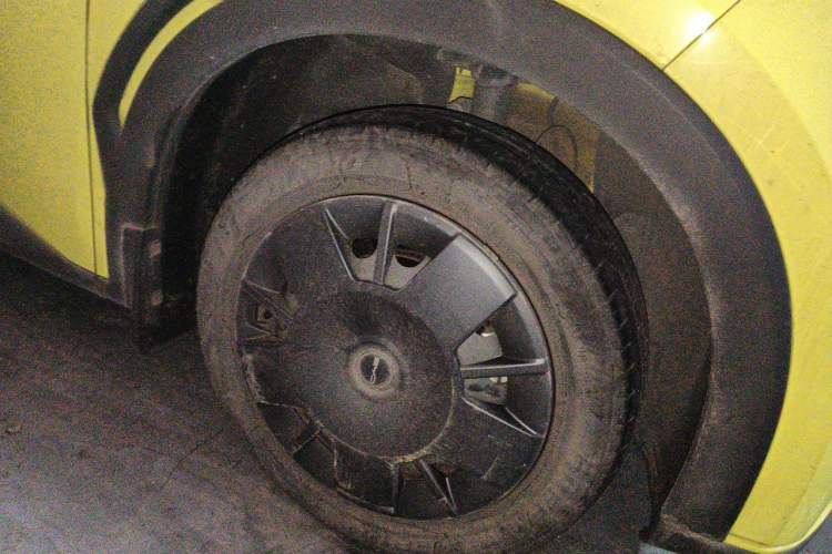Used BYD Seagull 2023 Active Version Right Front Wheel Hub