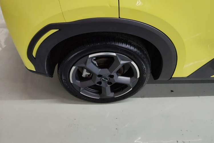 Used BYD Seagull 2023 Flying Edition Right Rear Wheel Hub