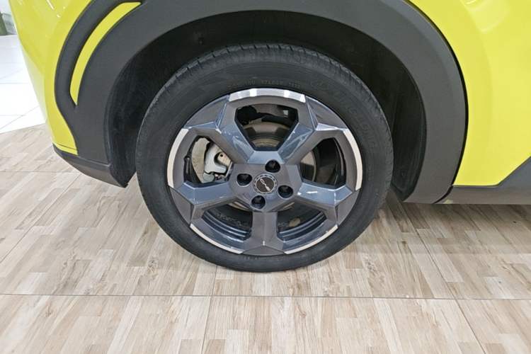 Used BYD Seagull 2023 Flying Edition Right Rear Wheel Hub