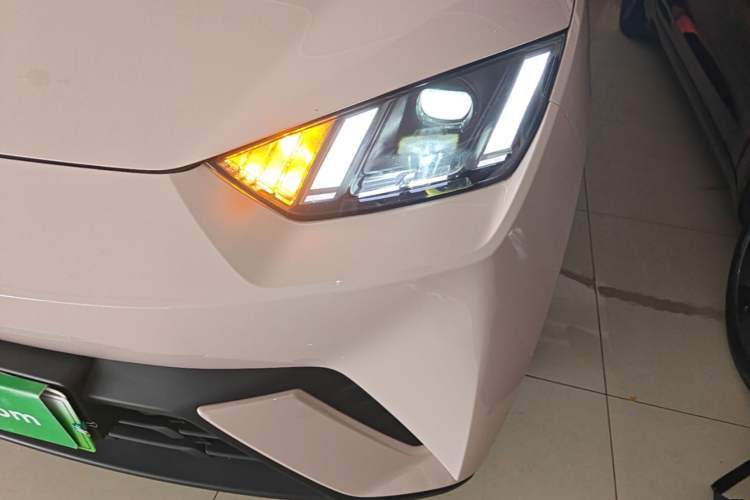 Used BYD Seagull 2023 Flying Edition Left Front Headlight