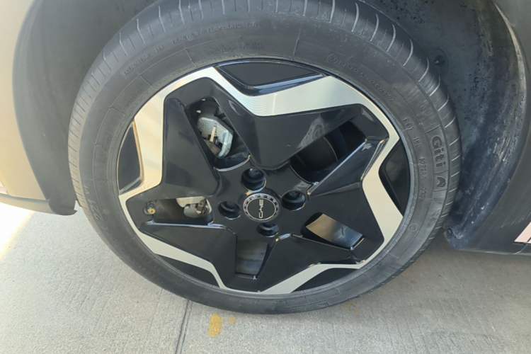 Used BYD Seagull 2023 Active Version Left Front Wheel Hub