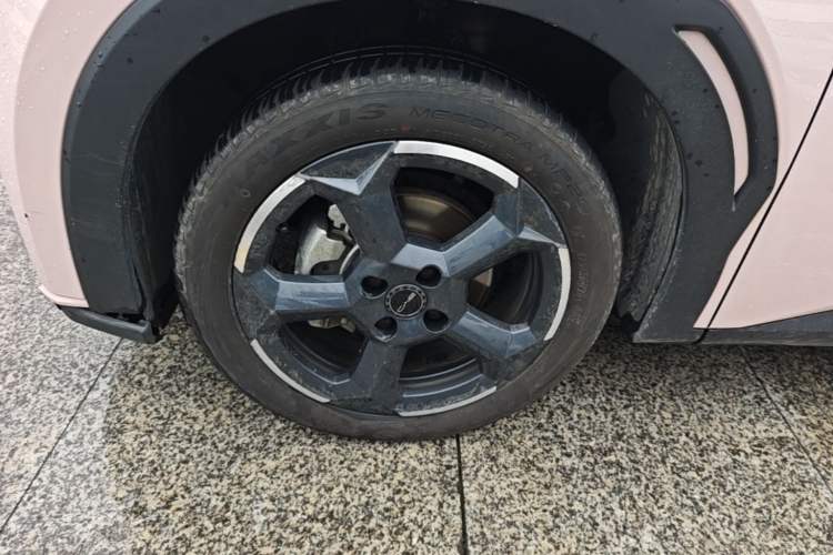 Used BYD Seagull 2023 Free Edition Left Front Wheel Hub