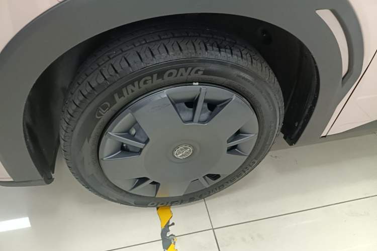 Used BYD Seagull 2023 Active Version Left Front Wheel Hub