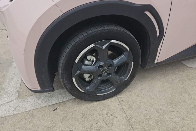 Used BYD Seagull 2023 Free Edition Left Front Wheel Hub
