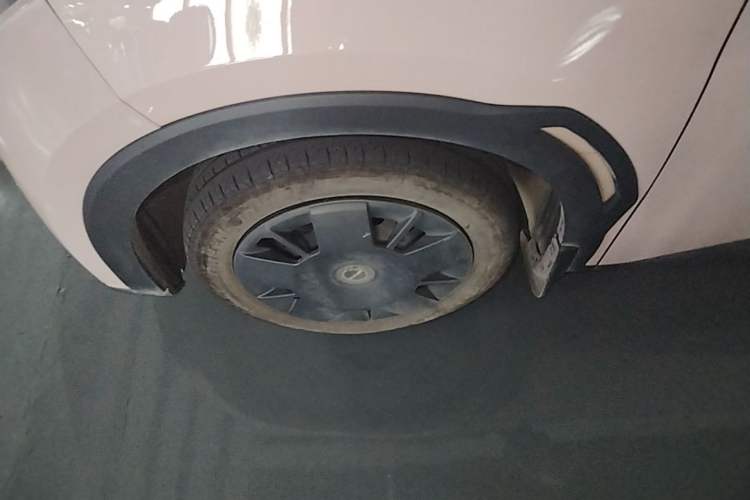 Used BYD Seagull 2023 Active Version Left Front Wheel Hub
