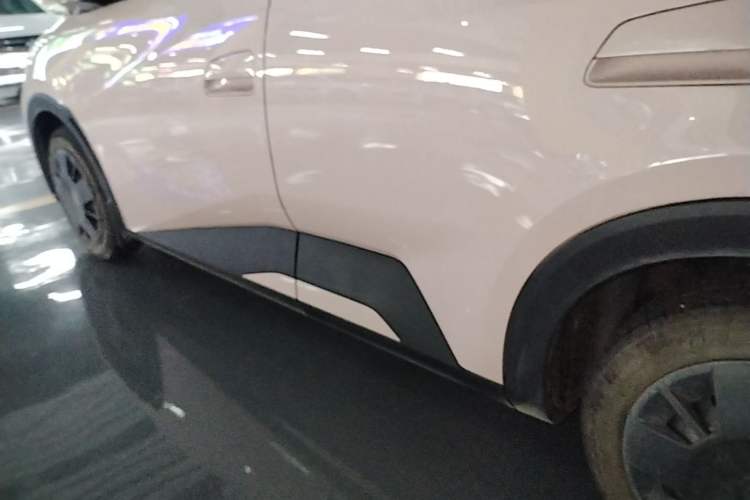 Used BYD Seagull 2023 Active Version Left Side Sill