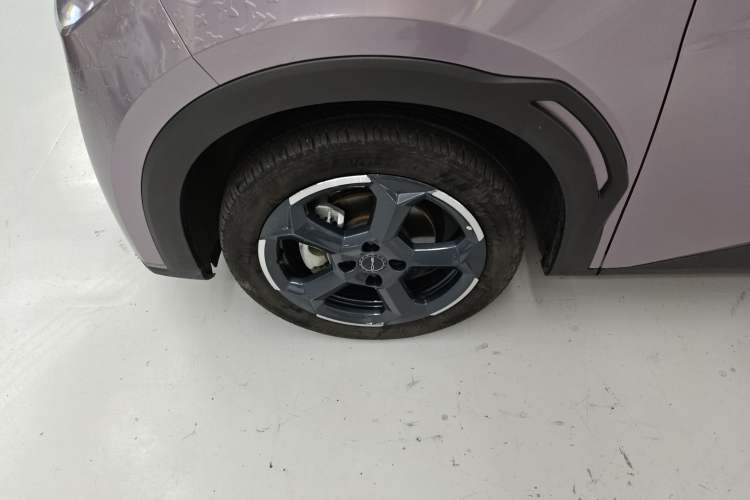 Used BYD Seagull 2023 Free Edition Left Front Wheel Hub
