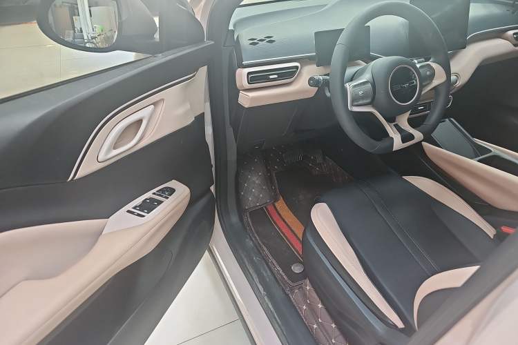 Used BYD Seagull 2023 Active Version Interior 2