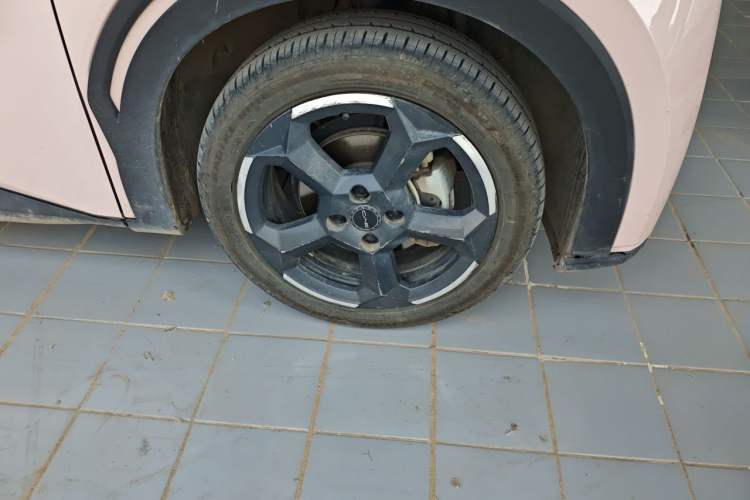 Used BYD Seagull 2023 Flying Edition Right Front Wheel Hub