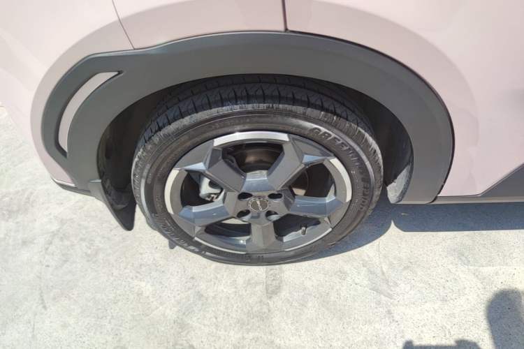 Used BYD Seagull 2023 Flying Edition Right Rear Wheel Hub