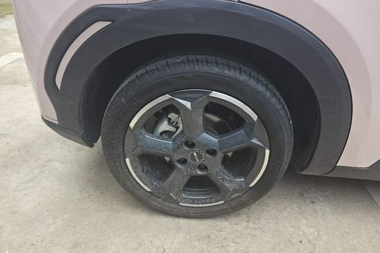 Used BYD Seagull 2023 Free Edition Right Rear Wheel Hub