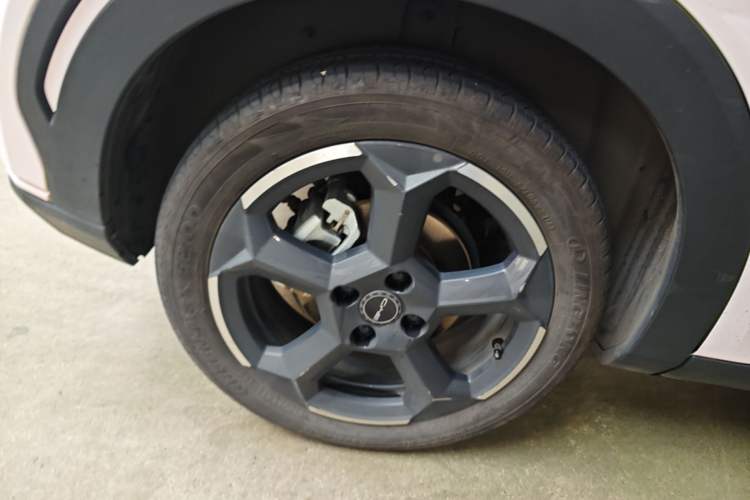 Used BYD Seagull 2023 Flying Edition Right Rear Wheel Hub
