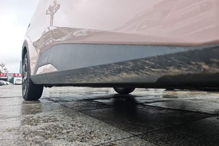 Used BYD Seagull 2023 Free Edition Right Side Sill