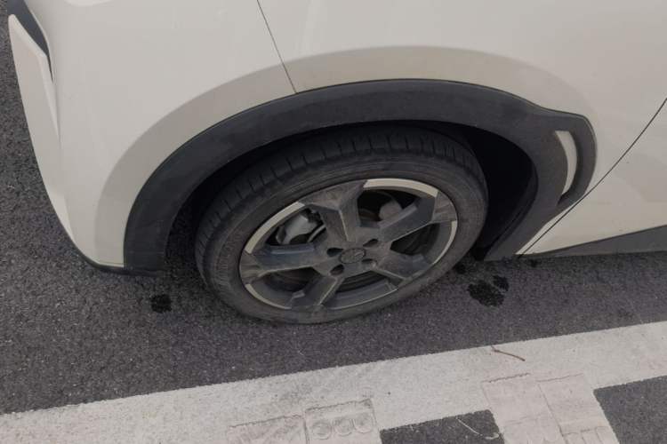 Used BYD Seagull 2023 Free Edition Left Front Wheel Hub