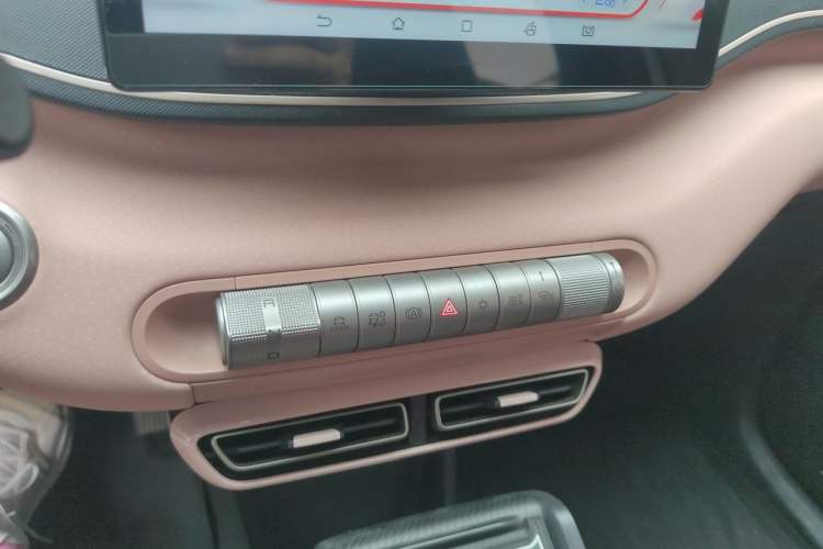 Used BYD Seagull 2023 Free Edition Audio And AC Panel