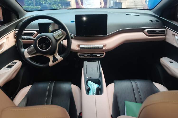 Used BYD Seagull 2023 Flying Edition Center Console
