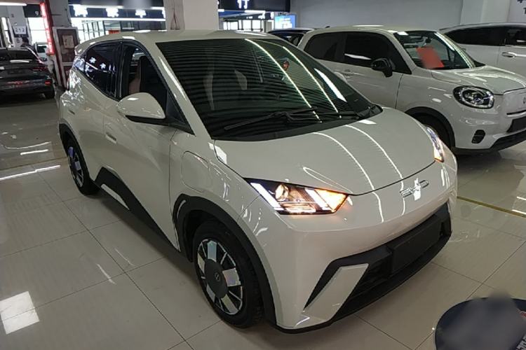 Used BYD Seagull 2023 Active Version Front Right 45 Deg