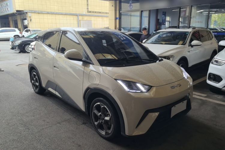 Used BYD Seagull 2023 Flying Edition Front Right 45 Deg