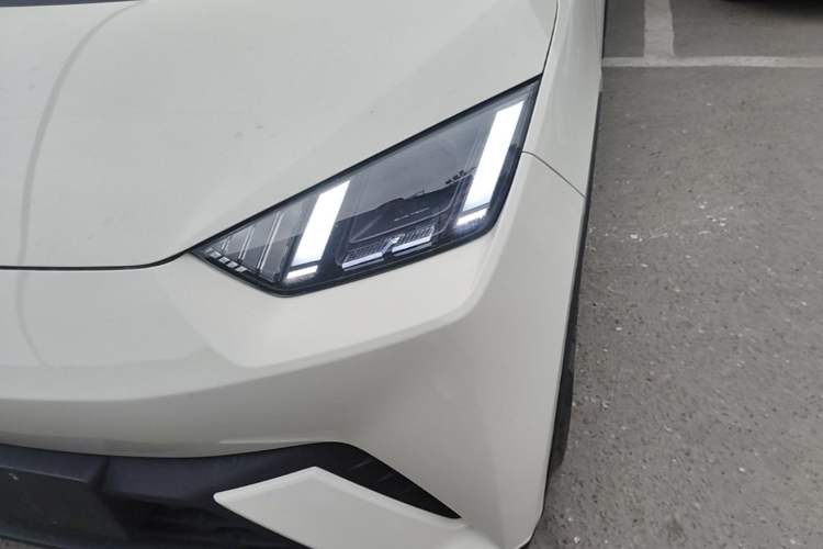 Used BYD Seagull 2023 Flying Edition Left Front Headlight