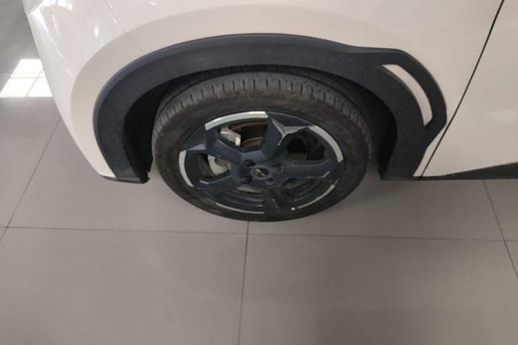 Used BYD Seagull 2023 Free Edition Left Front Wheel Hub