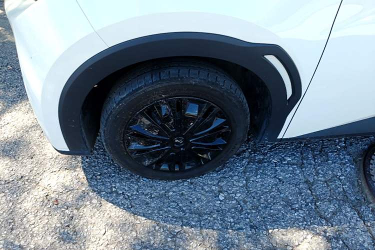 Used BYD Seagull 2023 Active Version Left Front Wheel Hub