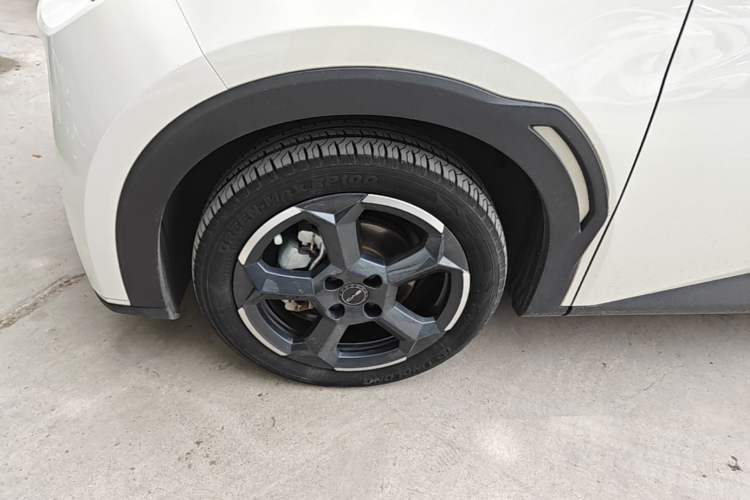 Used BYD Seagull 2023 Free Edition Left Front Wheel Hub