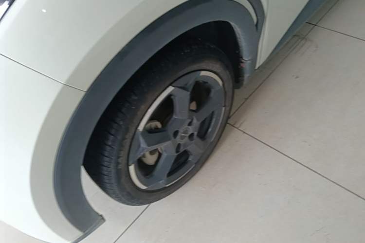 Used BYD Seagull 2023 Free Edition Left Front Wheel Hub