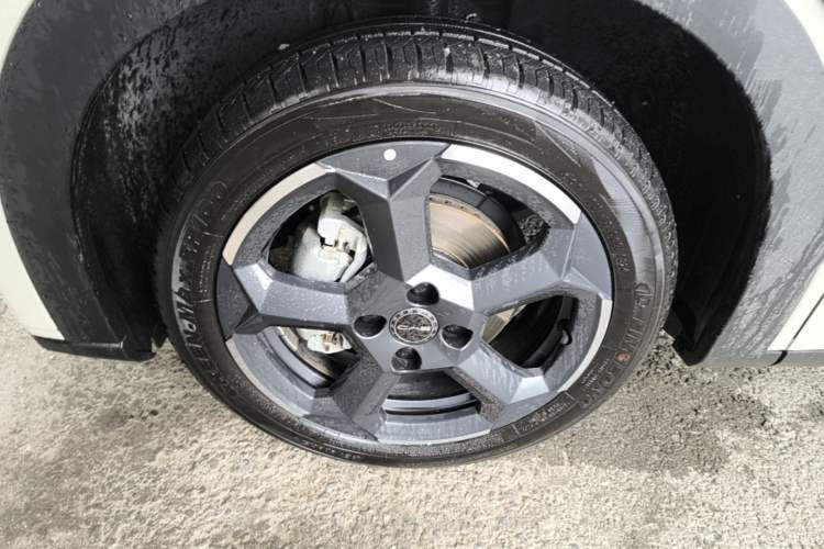 Used BYD Seagull 2023 Free Edition Left Front Wheel Hub