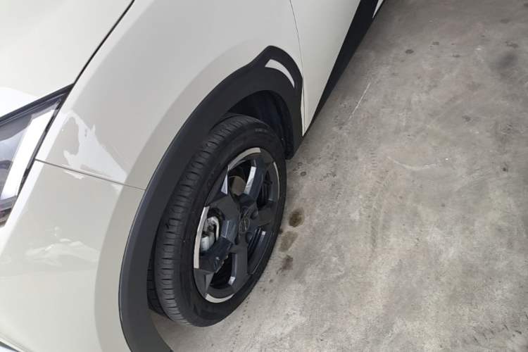 Used BYD Seagull 2023 Free Edition Left Front Wheel Hub