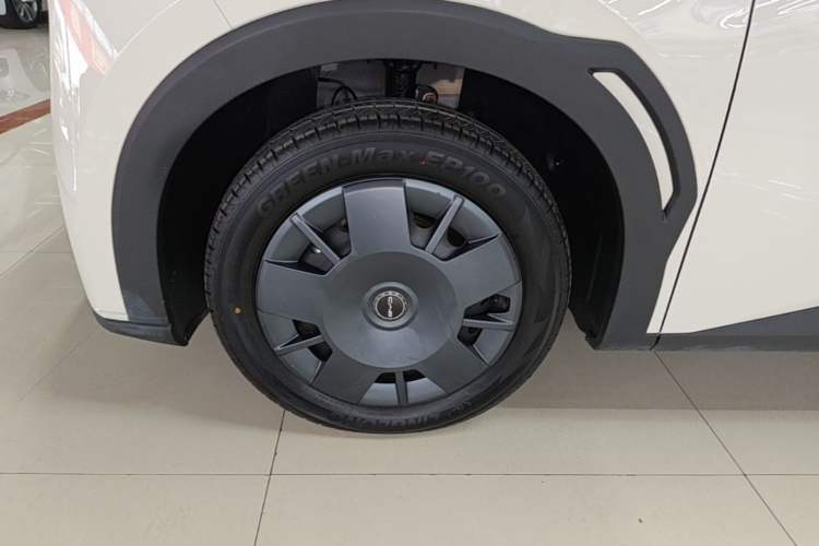 Used BYD Seagull 2023 Active Version Left Front Wheel Hub