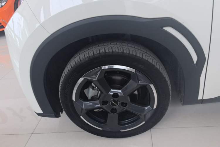 Used BYD Seagull 2023 Free Edition Left Front Wheel Hub