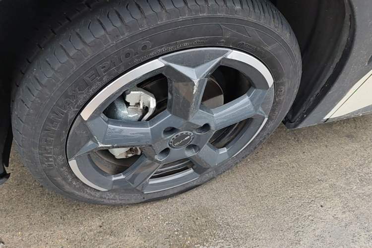 Used BYD Seagull 2023 Free Edition Left Front Wheel Hub