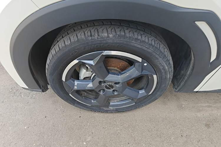 Used BYD Seagull 2023 Free Edition Left Front Wheel Hub