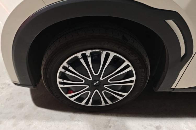 Used BYD Seagull 2023 Active Version Left Front Wheel Hub