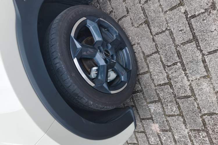 Used BYD Seagull 2023 Free Edition Left Front Wheel Hub