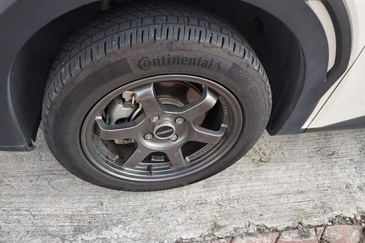 Used BYD Seagull 2023 Active Version Left Front Wheel Hub