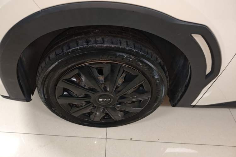 Used BYD Seagull 2023 Active Version Left Front Wheel Hub