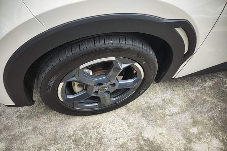 Used BYD Seagull 2023 Flying Edition Left Front Wheel Hub