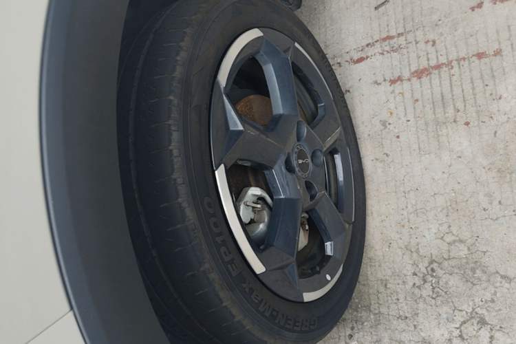 Used BYD Seagull 2023 Free Edition Left Front Wheel Hub