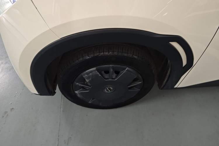 Used BYD Seagull 2023 Active Version Left Front Wheel Hub