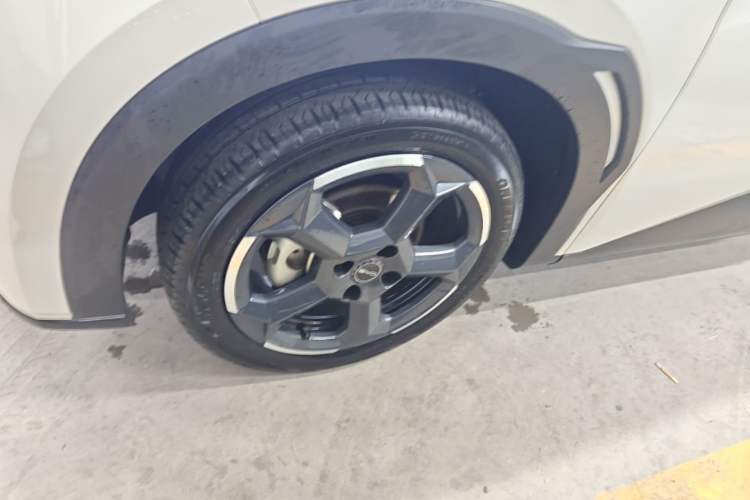 Used BYD Seagull 2023 Free Edition Left Front Wheel Hub