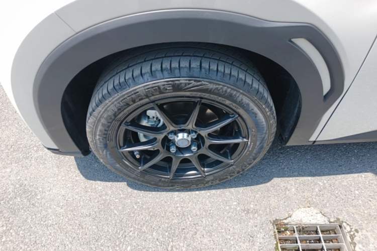 Used BYD Seagull 2023 Active Version Left Front Wheel Hub
