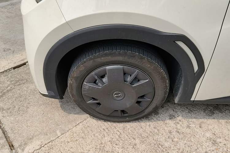 Used BYD Seagull 2023 Active Version Left Front Wheel Hub