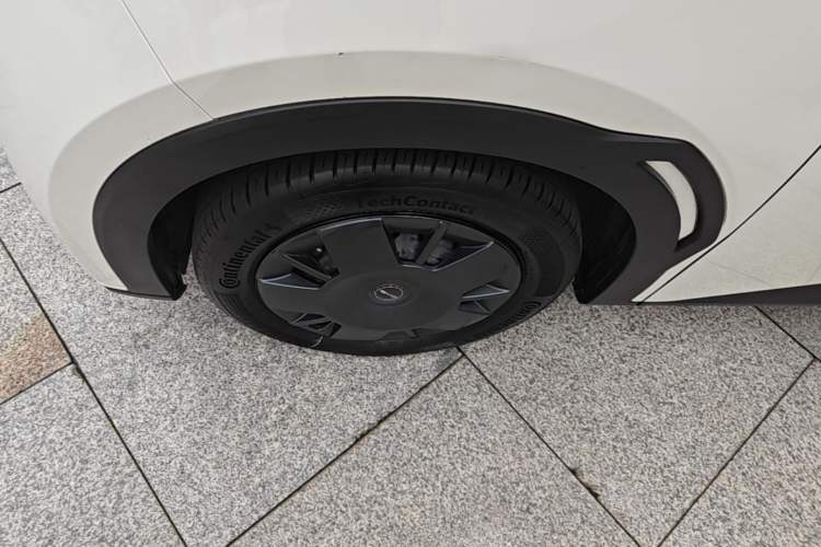 Used BYD Seagull 2023 Active Version Left Front Wheel Hub